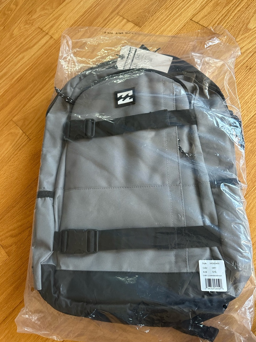 Billabong- Chief Comm Backpack  - gray color - NEW